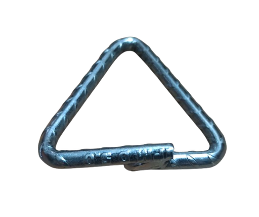 [739] TRIANGULO METAL HERRAJE